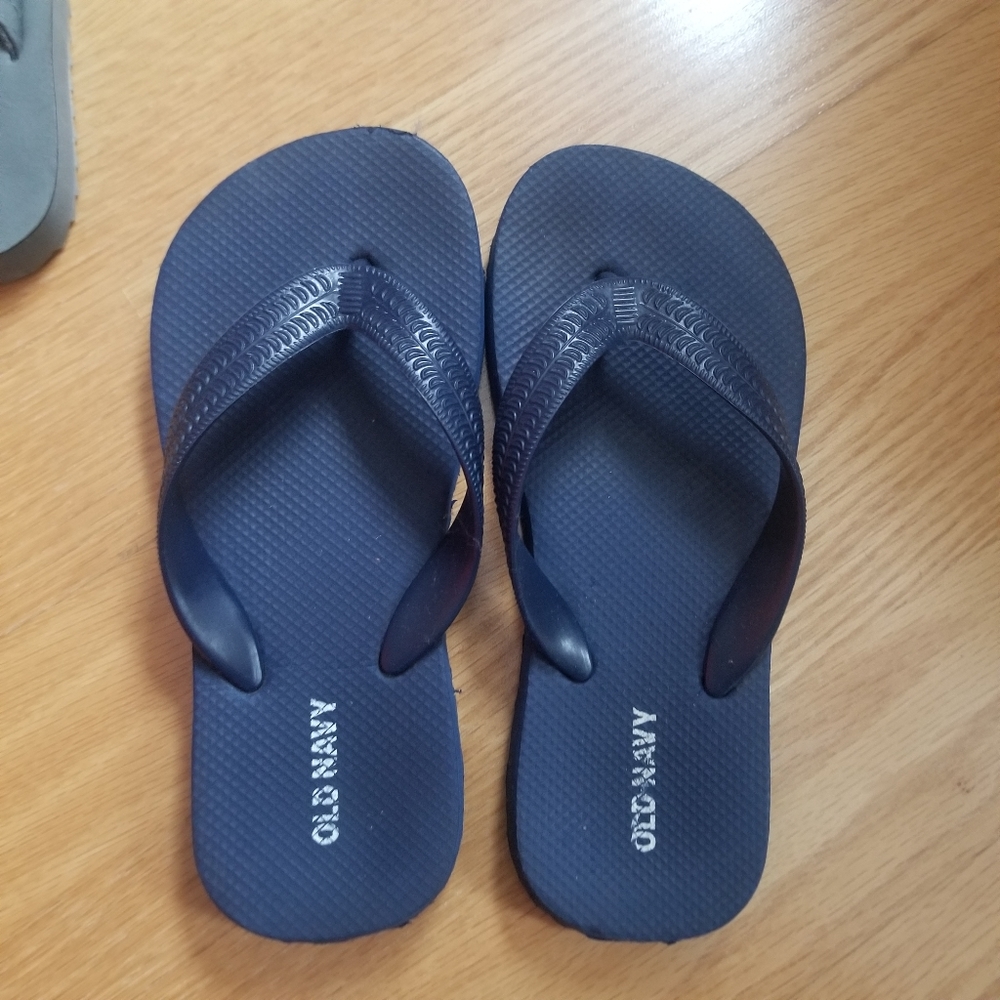 Old navy flip flops
